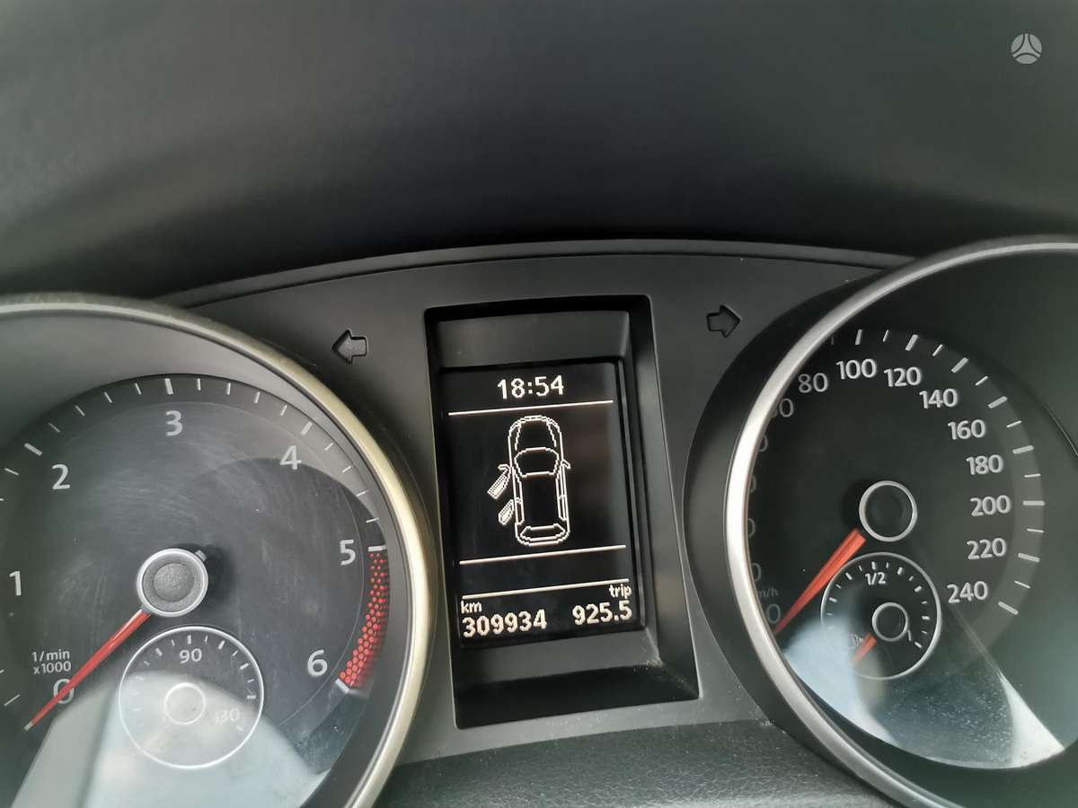 Volkswagen Golf, 1.6 l., hatchback
