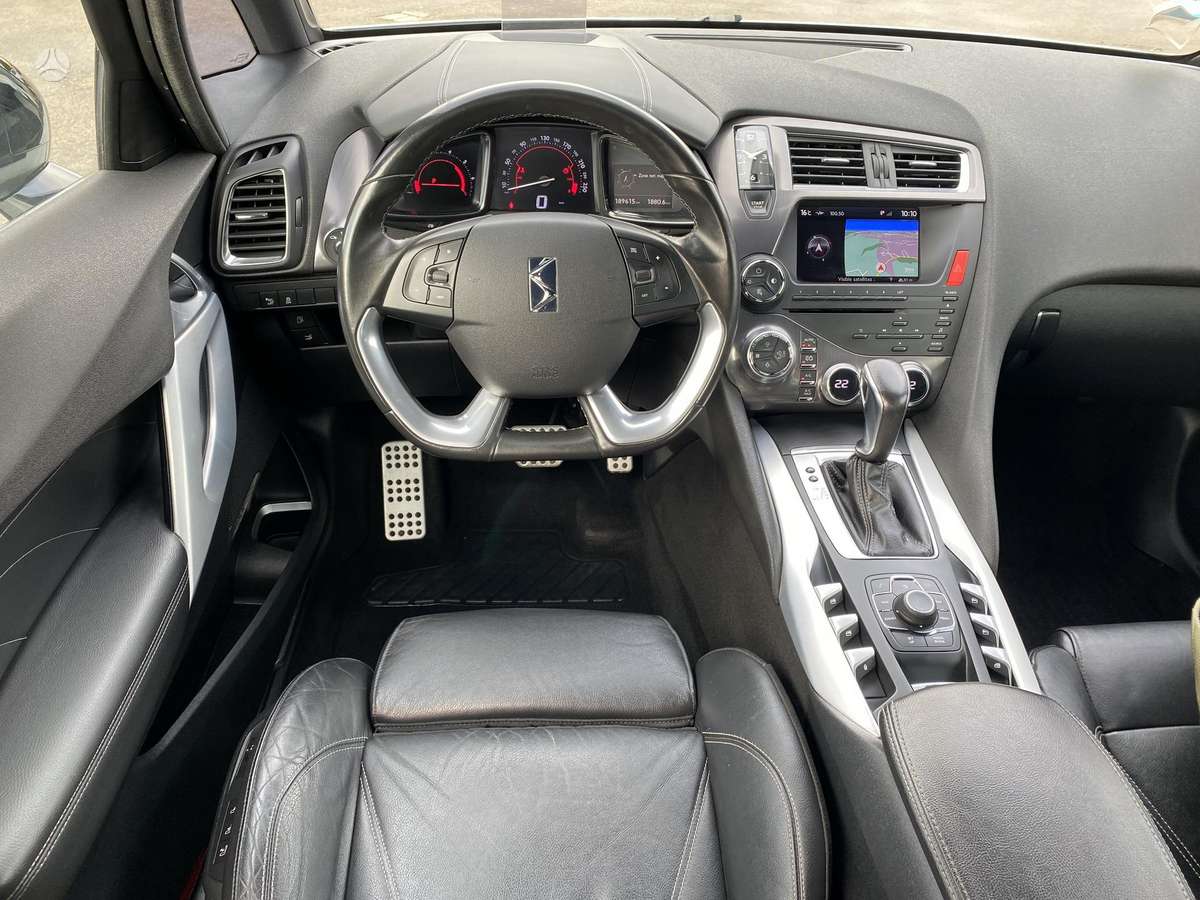 Citroën DS5 - 5