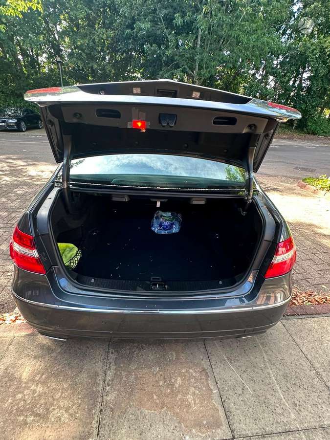 Mercedes-Benz E220 for parts. Om651 924