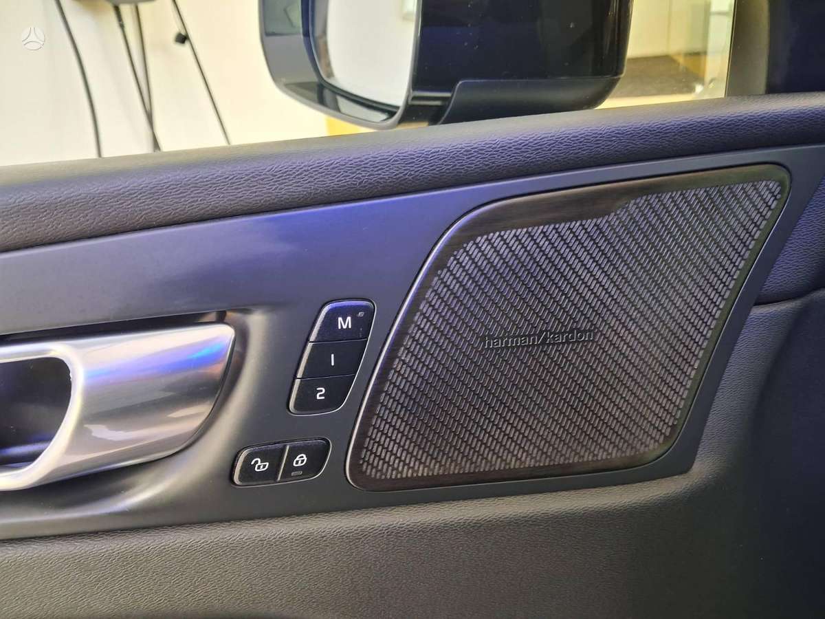 Volvo XC60, 2.0 l., Универсал