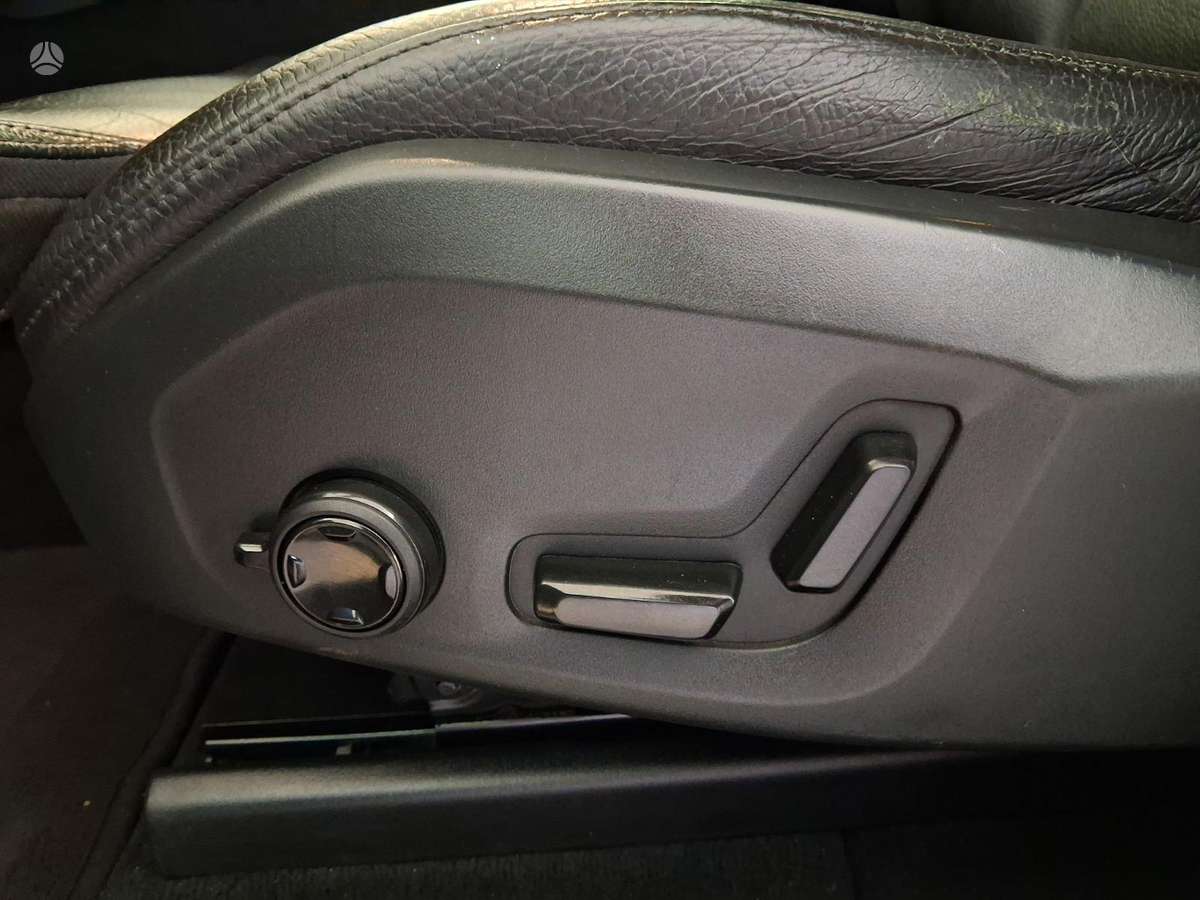 Volvo XC60, 2.0 l., Универсал