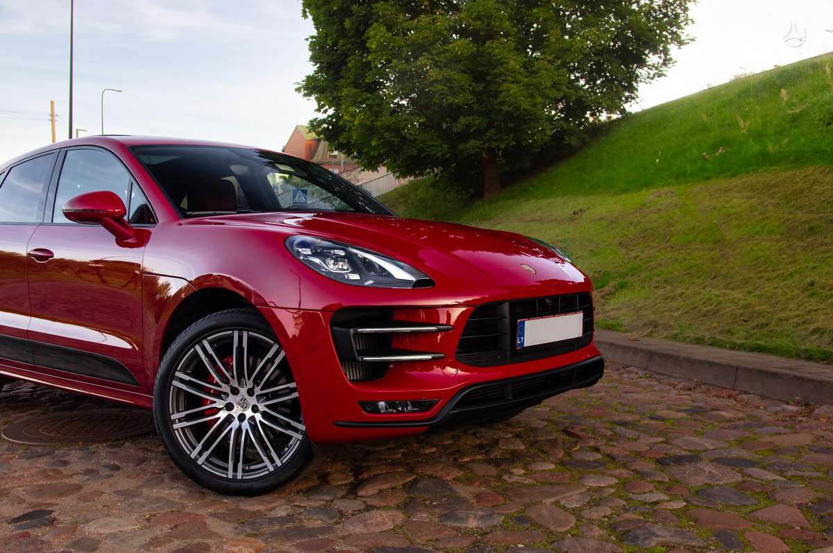 Porsche Macan - 2