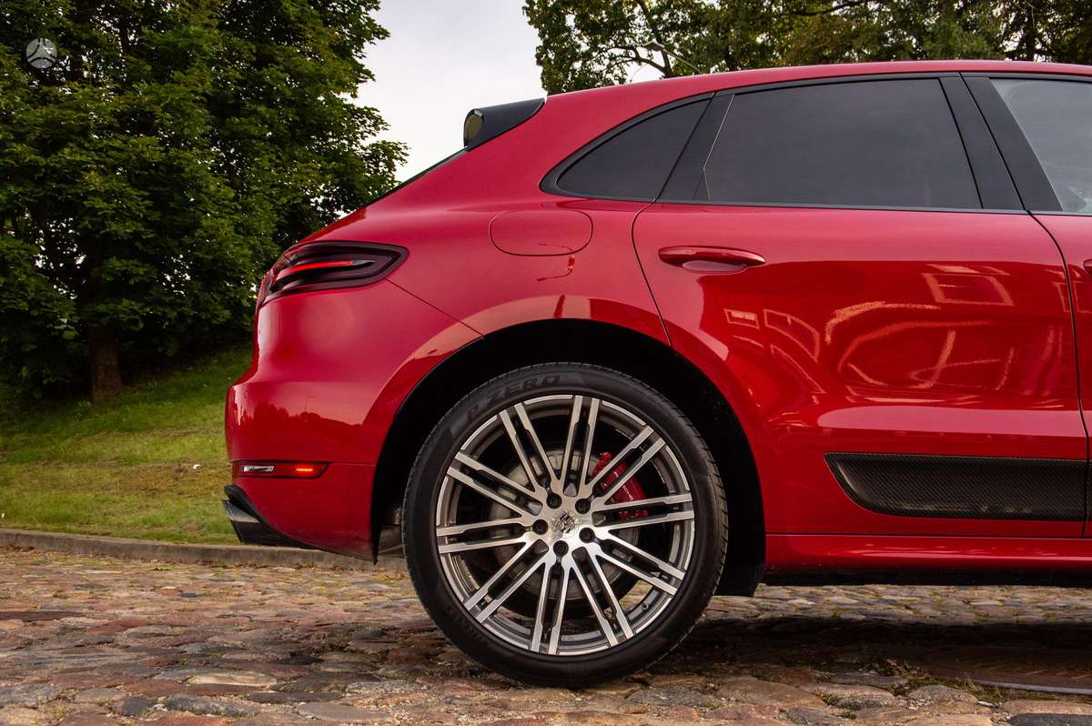 Porsche Macan - 5