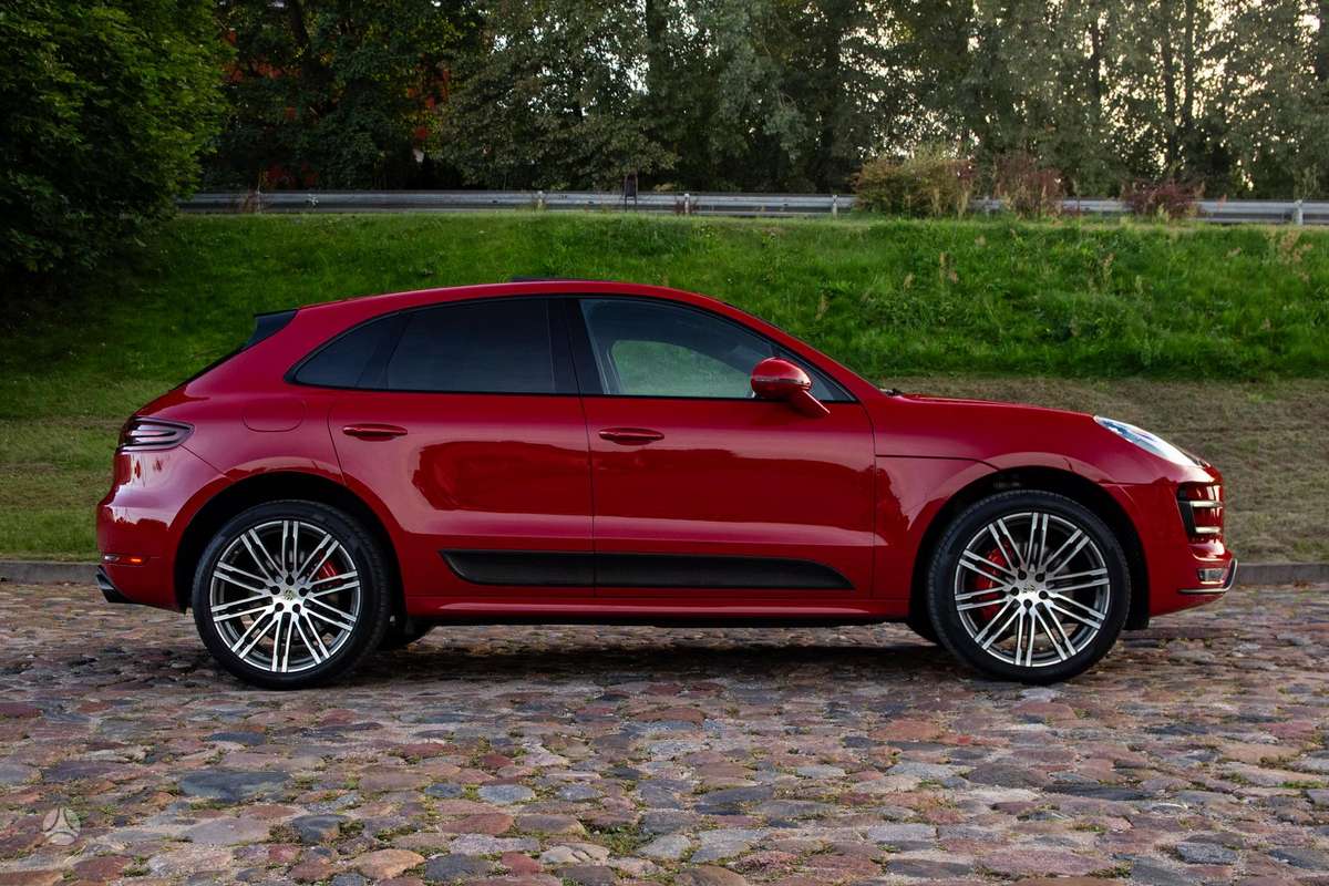 Porsche Macan - 12
