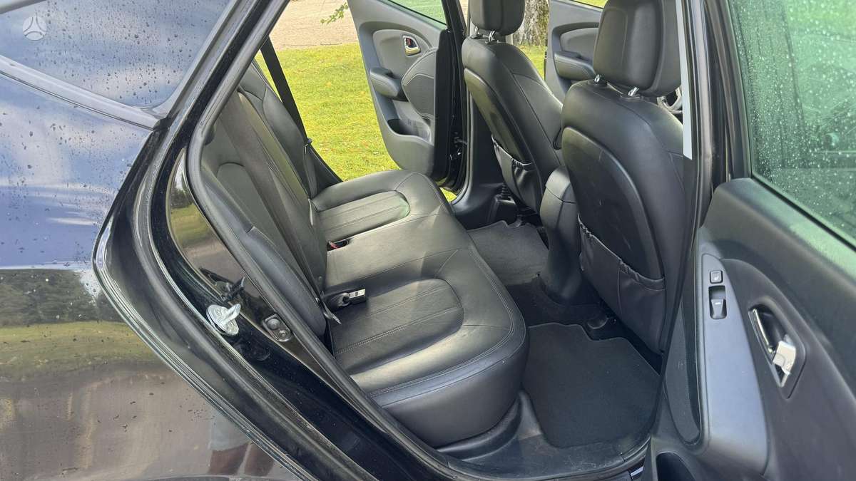 Hyundai ix35 - 11
