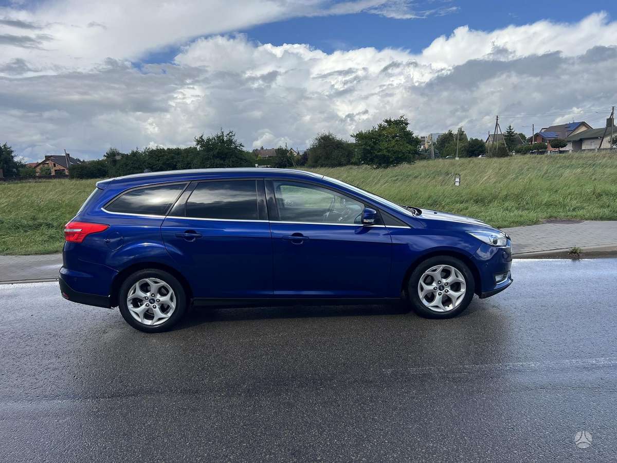 Ford Focus - 11