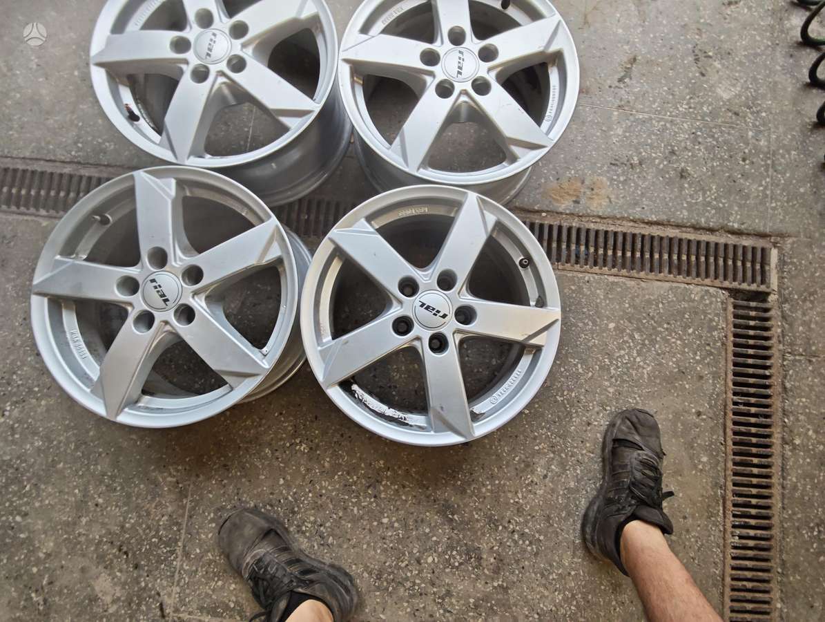 Volkswagen Tauran, light alloy, R16