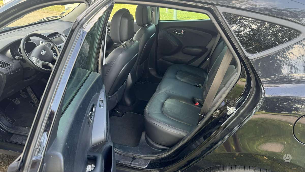 Hyundai ix35 - 12