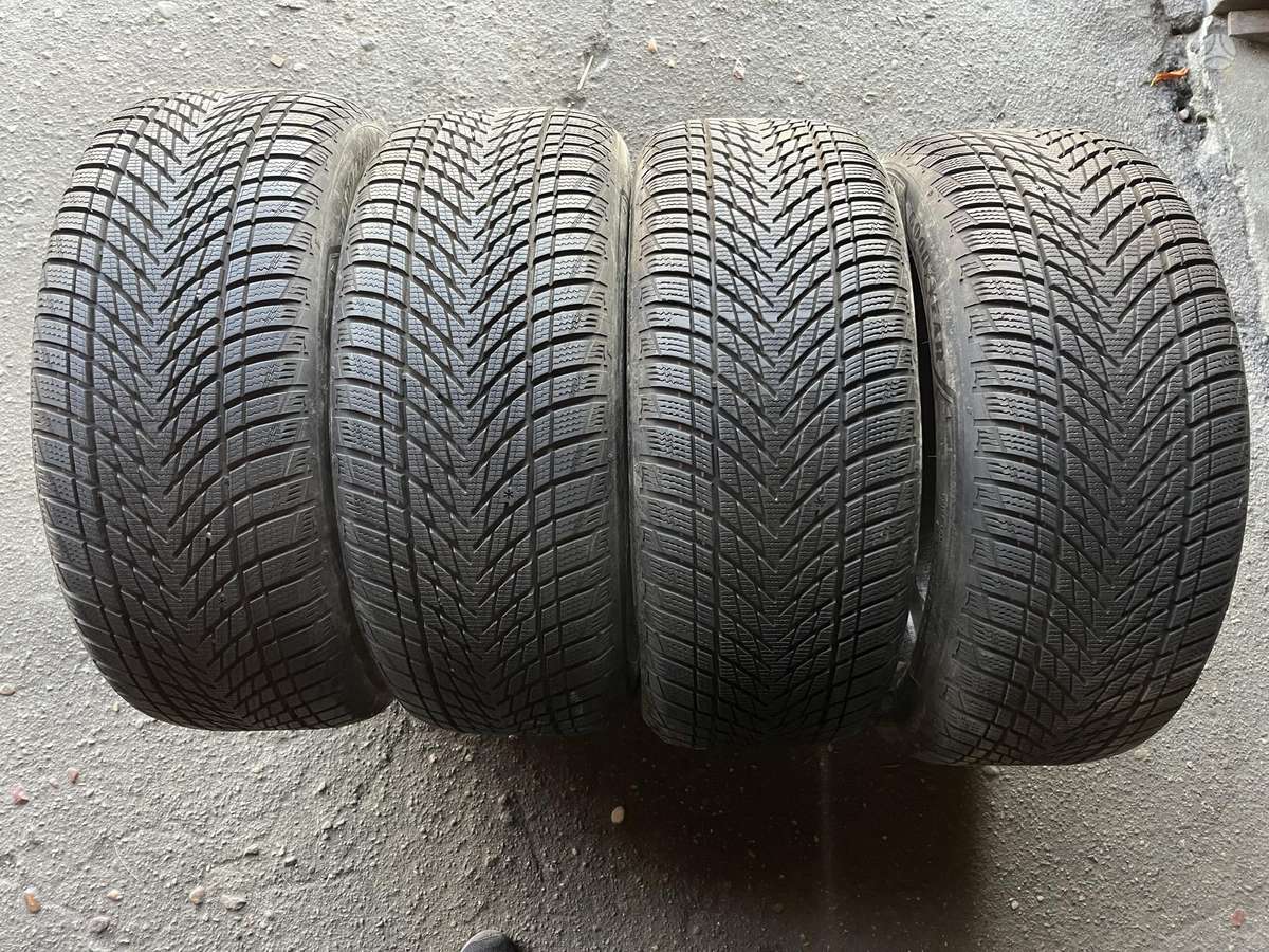 Goodyear UG Performance3 2025m, зимние 235/45 R18