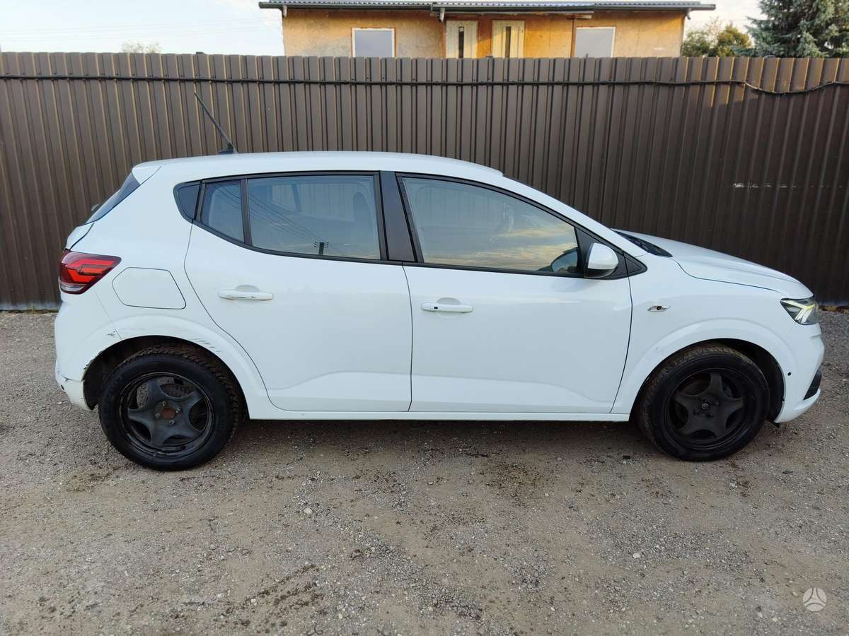 Dacia Sandero - 5