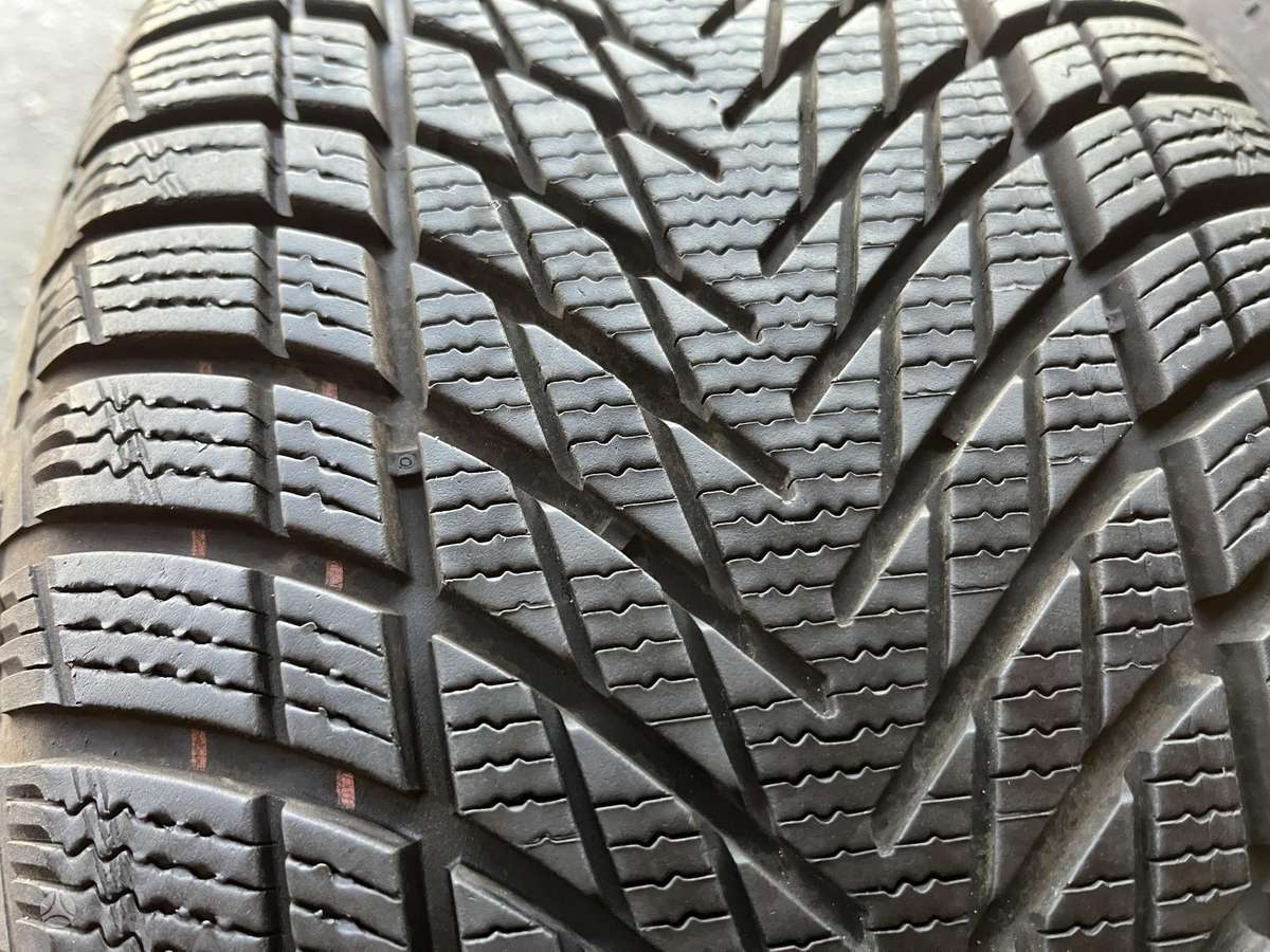 Goodyear UG Performance3 2025m, зимние 235/45 R18