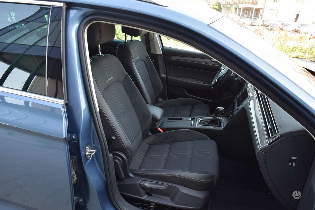 Volkswagen Passat Alltrack - 11