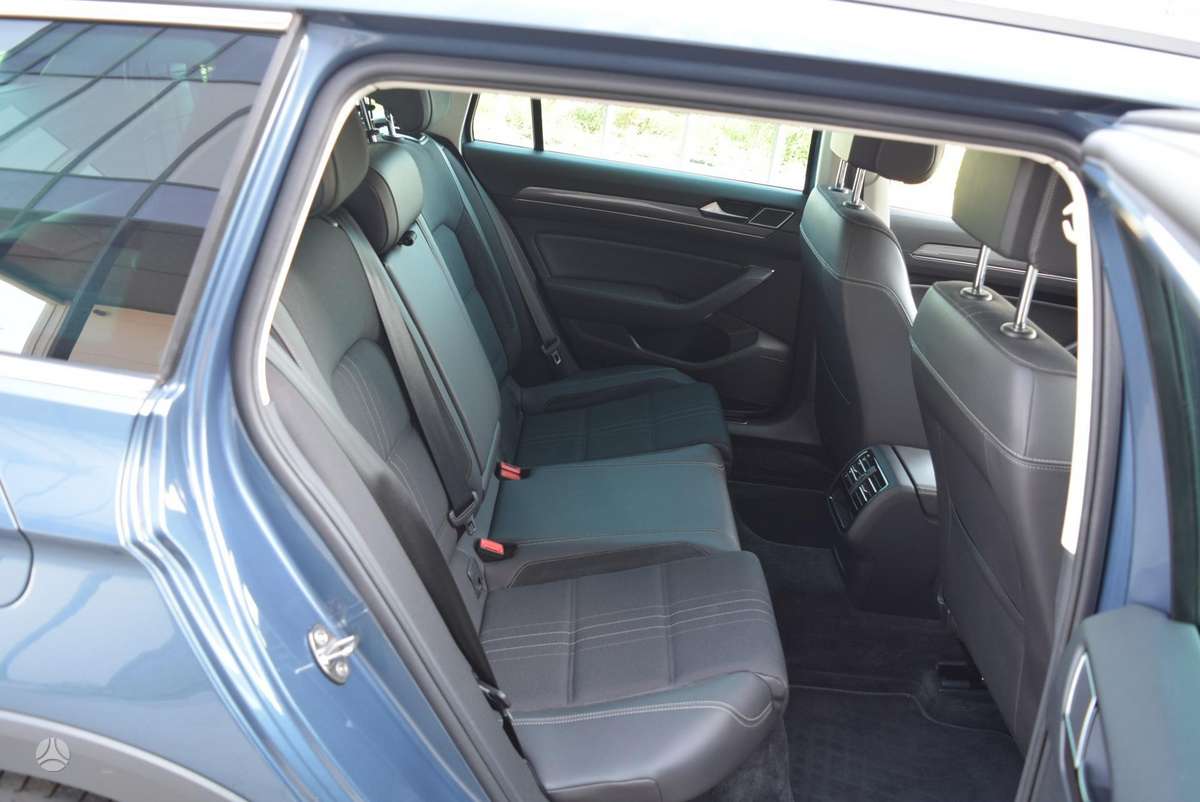 Volkswagen Passat Alltrack - 12