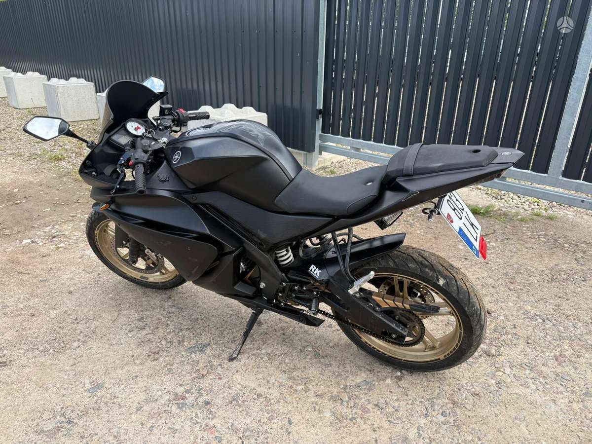 Yamaha YZF 125cc, superbikes
