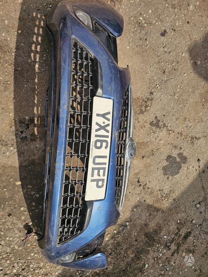 Opel Zafira bumpers