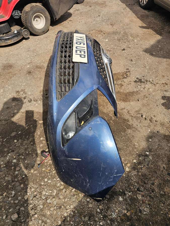 Opel Zafira бамперы (буфера)