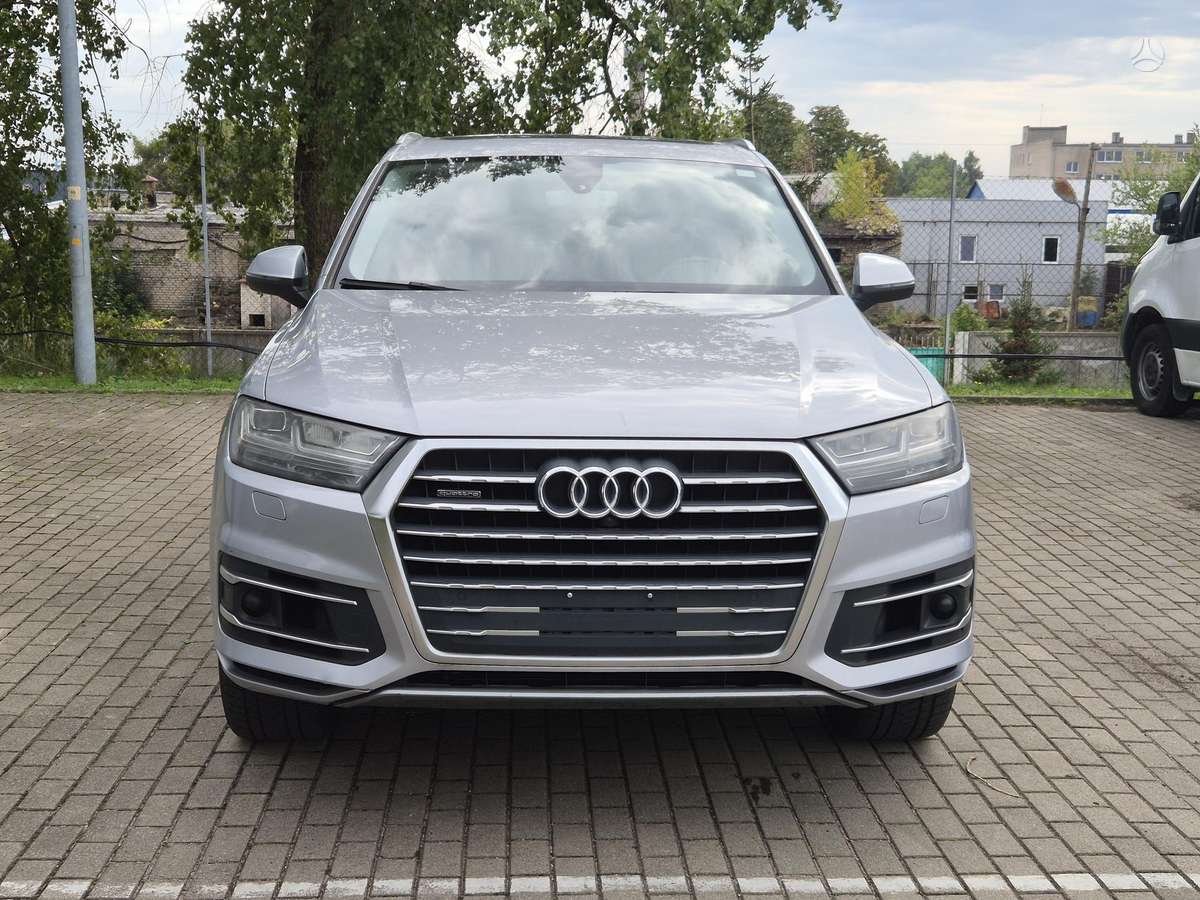 Audi Q7, 3.0 l., Внедорожник / Кроссовер