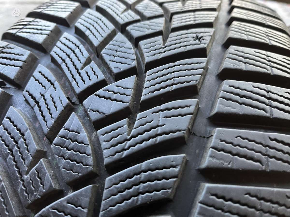 Goodyear UG Performance +, winter 235/45 R18