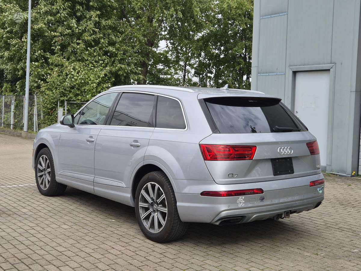 Audi Q7, 3.0 l., Внедорожник / Кроссовер