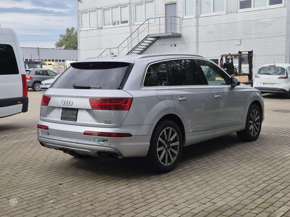 Audi Q7, 3.0 l., Внедорожник / Кроссовер
