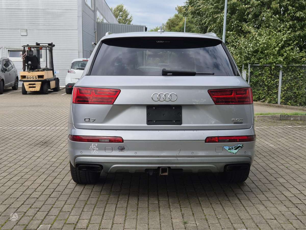 Audi Q7, 3.0 l., Внедорожник / Кроссовер