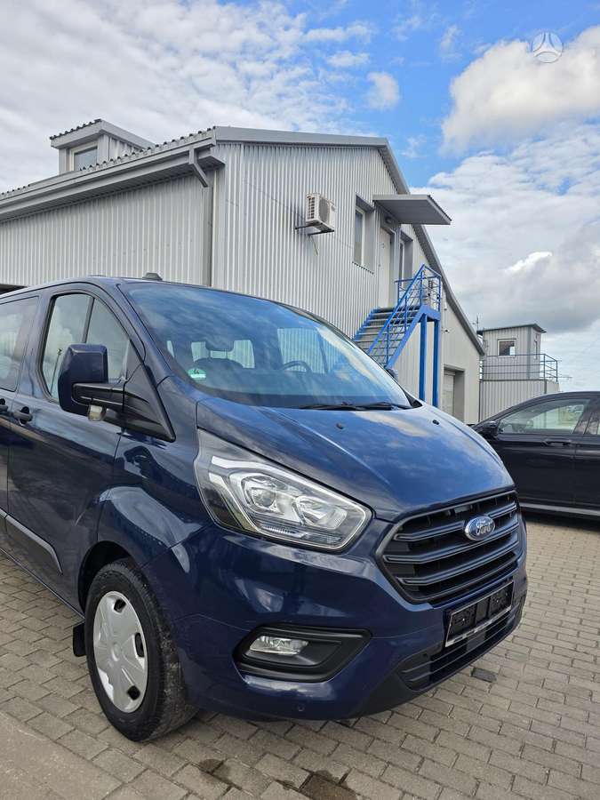 Ford Transit Custom - 10