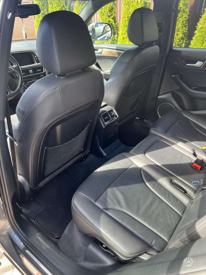 Audi Q5, 3.0 l., off-road / crossover