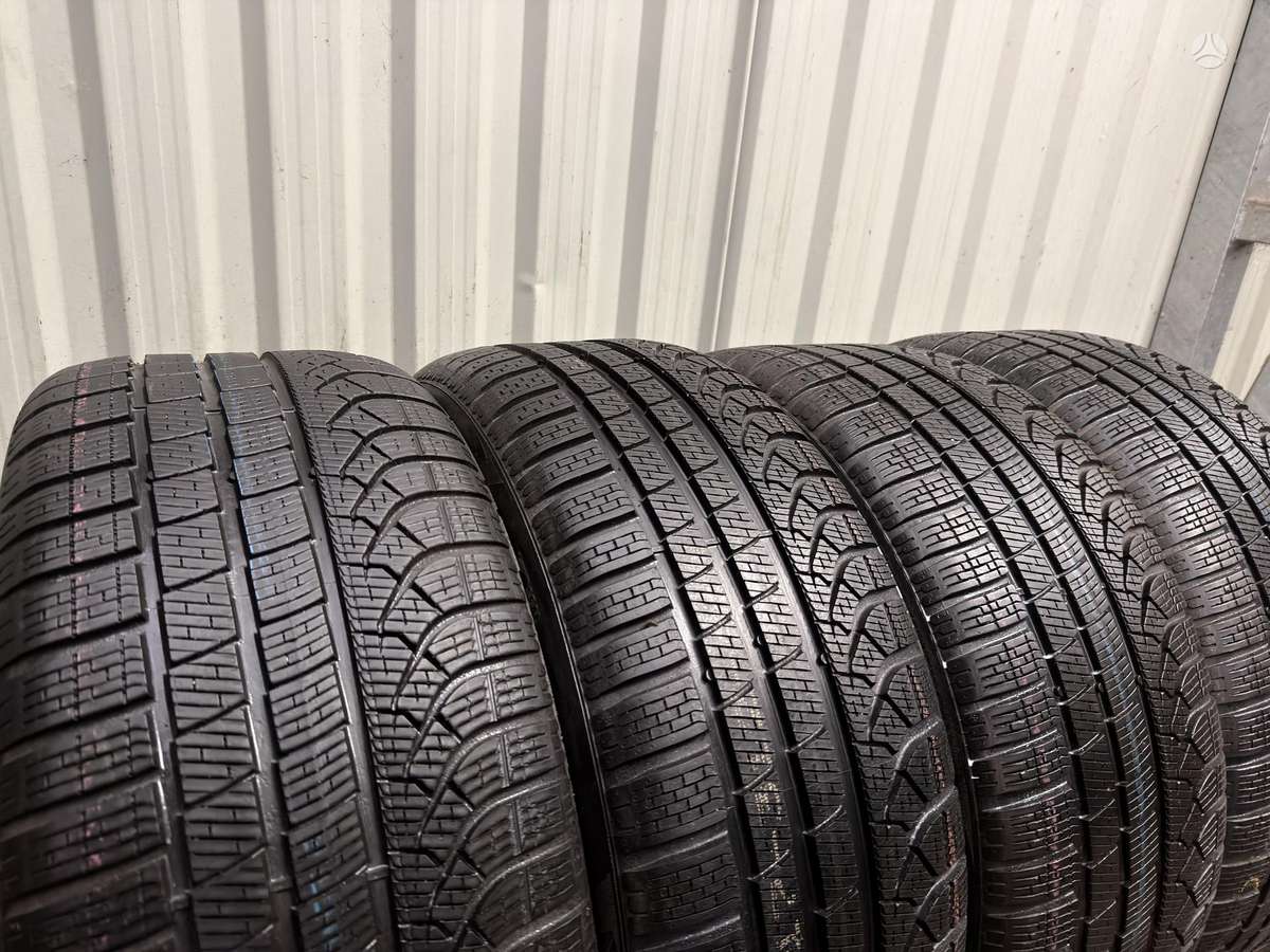Pirelli Pzero Winter, žieminės 255/45 R20