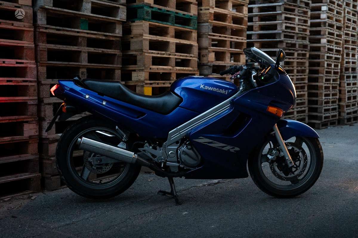 Kawasaki ZZR 250cc, superbikes