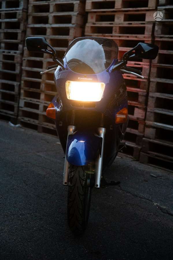 Kawasaki ZZR 250cc, superbikes
