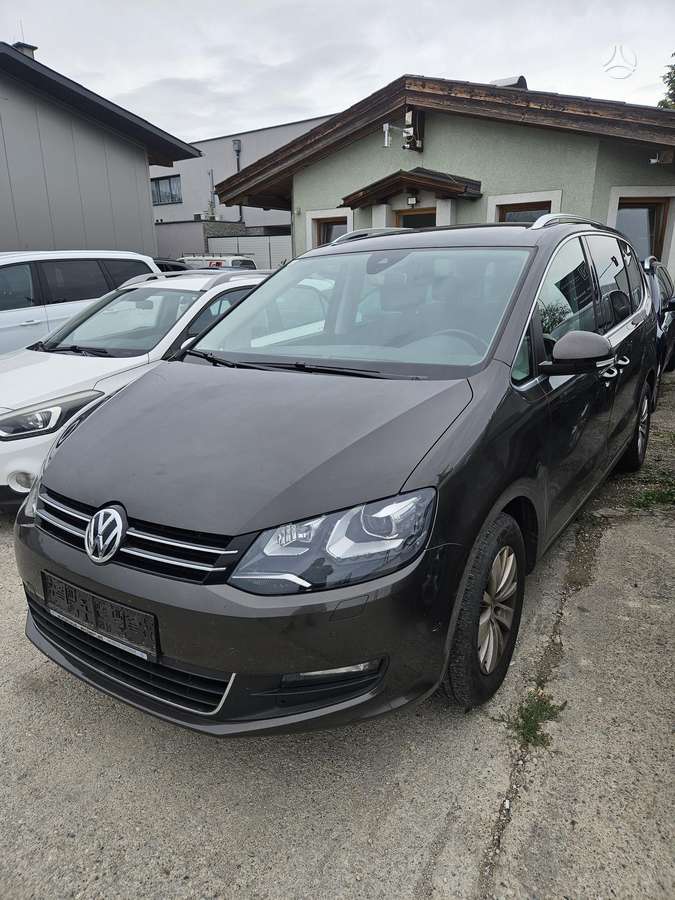 Volkswagen Sharan - 1