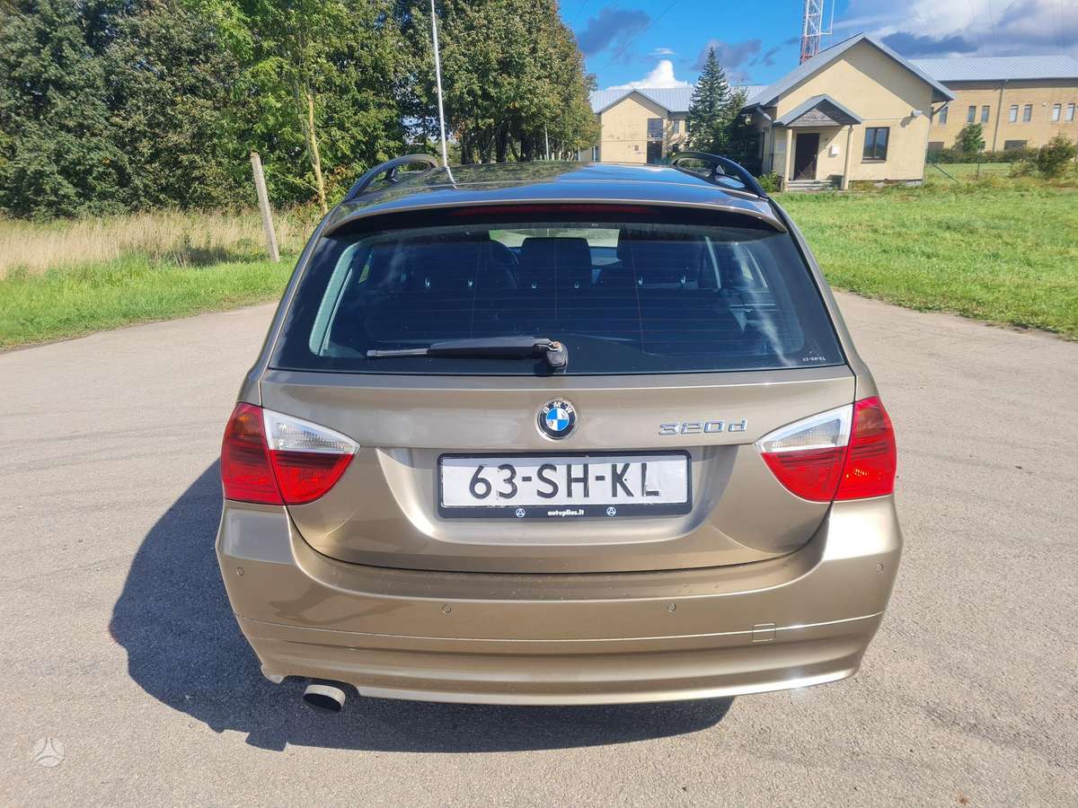 BMW 320, 2.0 l., wagon