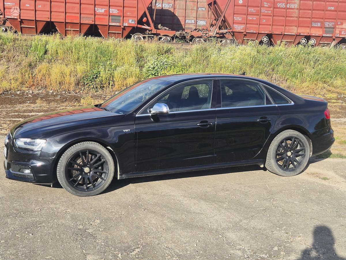 Audi S4, 3.0 l., Седан