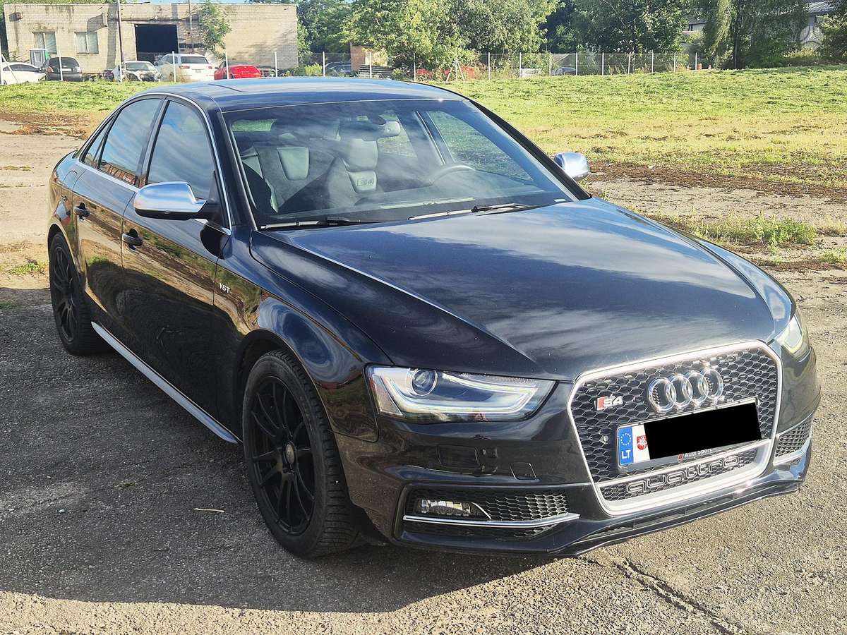 Audi S4, 3.0 l., Седан