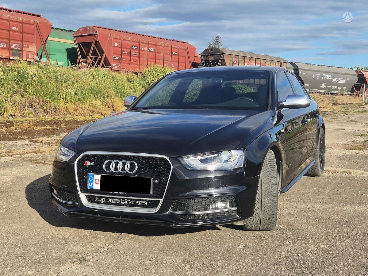 Audi S4, 3.0 l., Седан