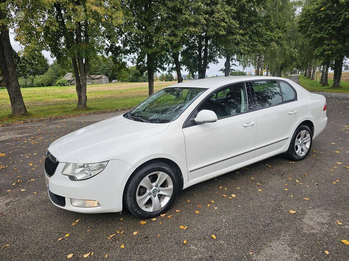 Škoda Superb - 2