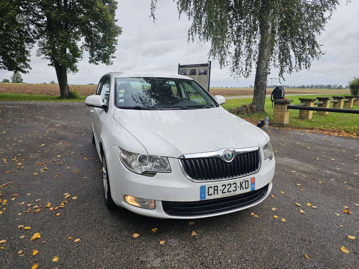 Škoda Superb - 4
