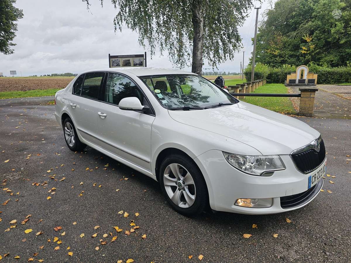 Škoda Superb - 5