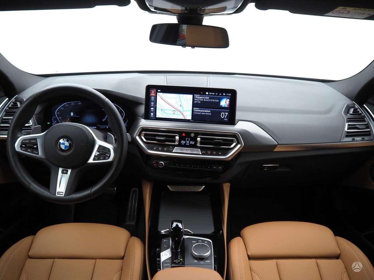 BMW X4, 2.0 l., off-road / crossover