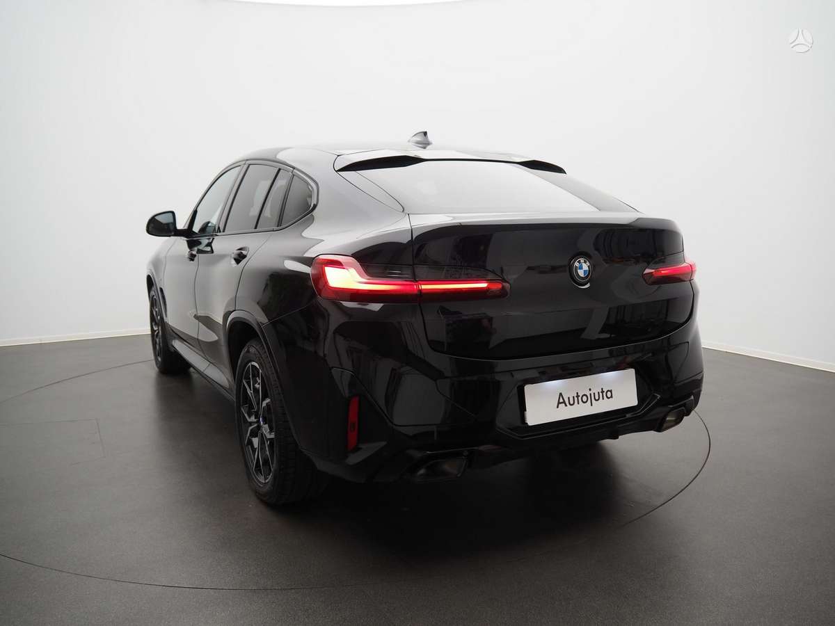 BMW X4, 2.0 l., off-road / crossover