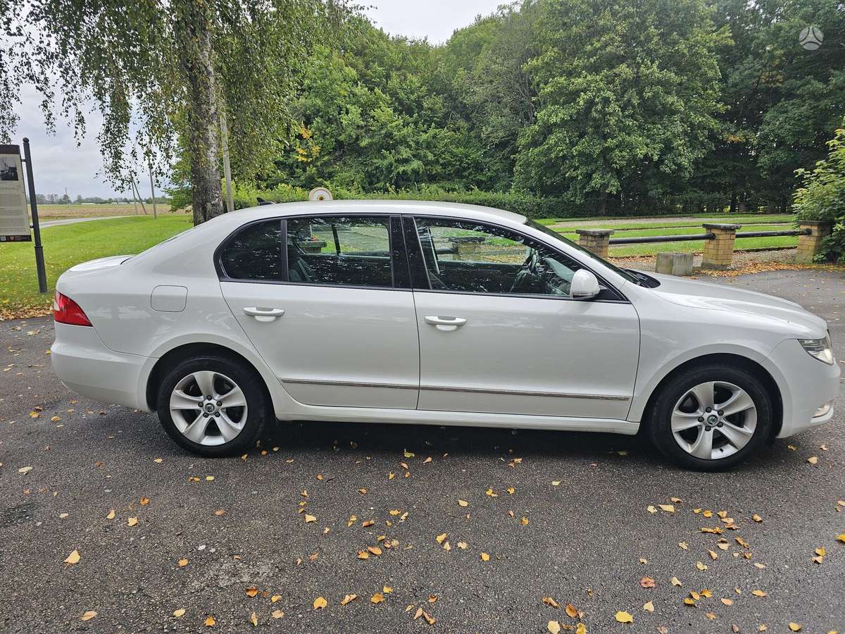 Škoda Superb - 6