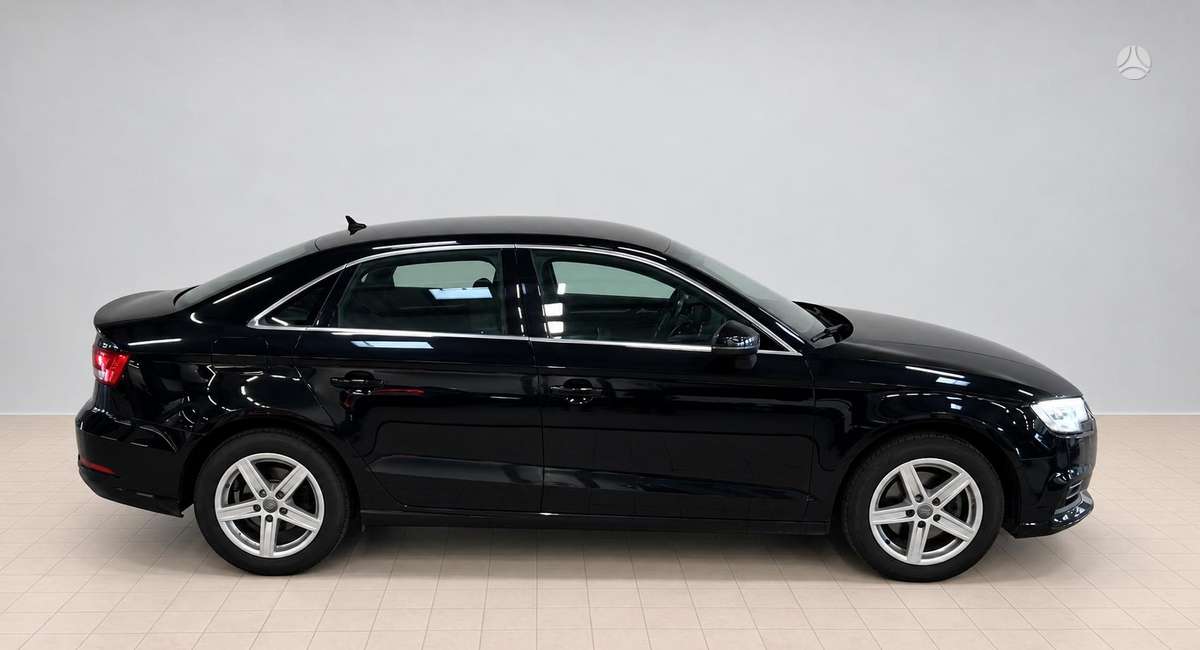 Audi A3, 1.5 l., saloon / sedan