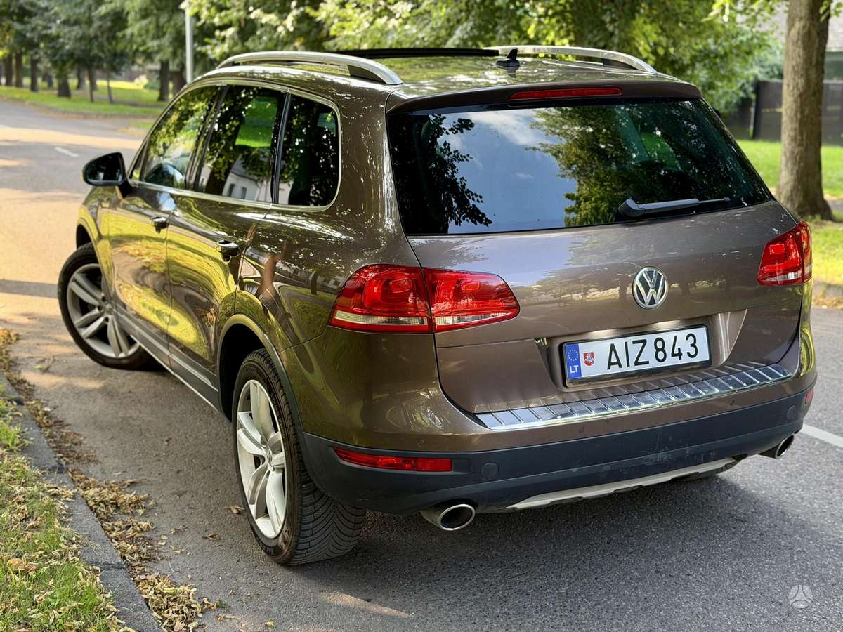 Volkswagen Touareg - 11