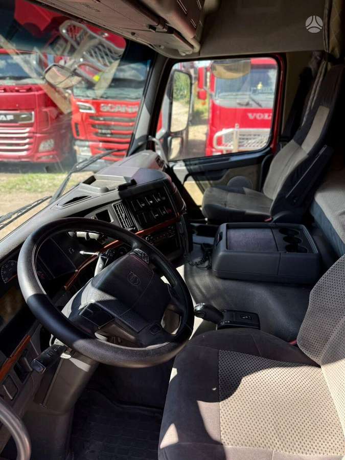 Volvo FM 380, cits