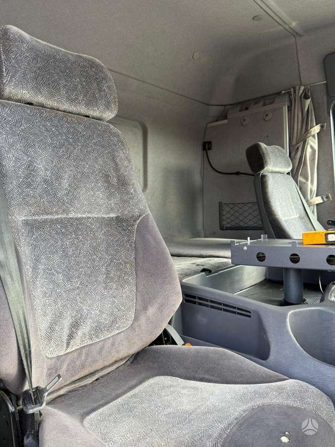 Scania P124GB 420, cits