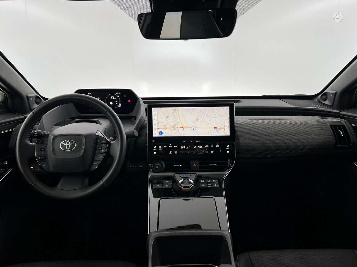 Toyota bZ4X - 8