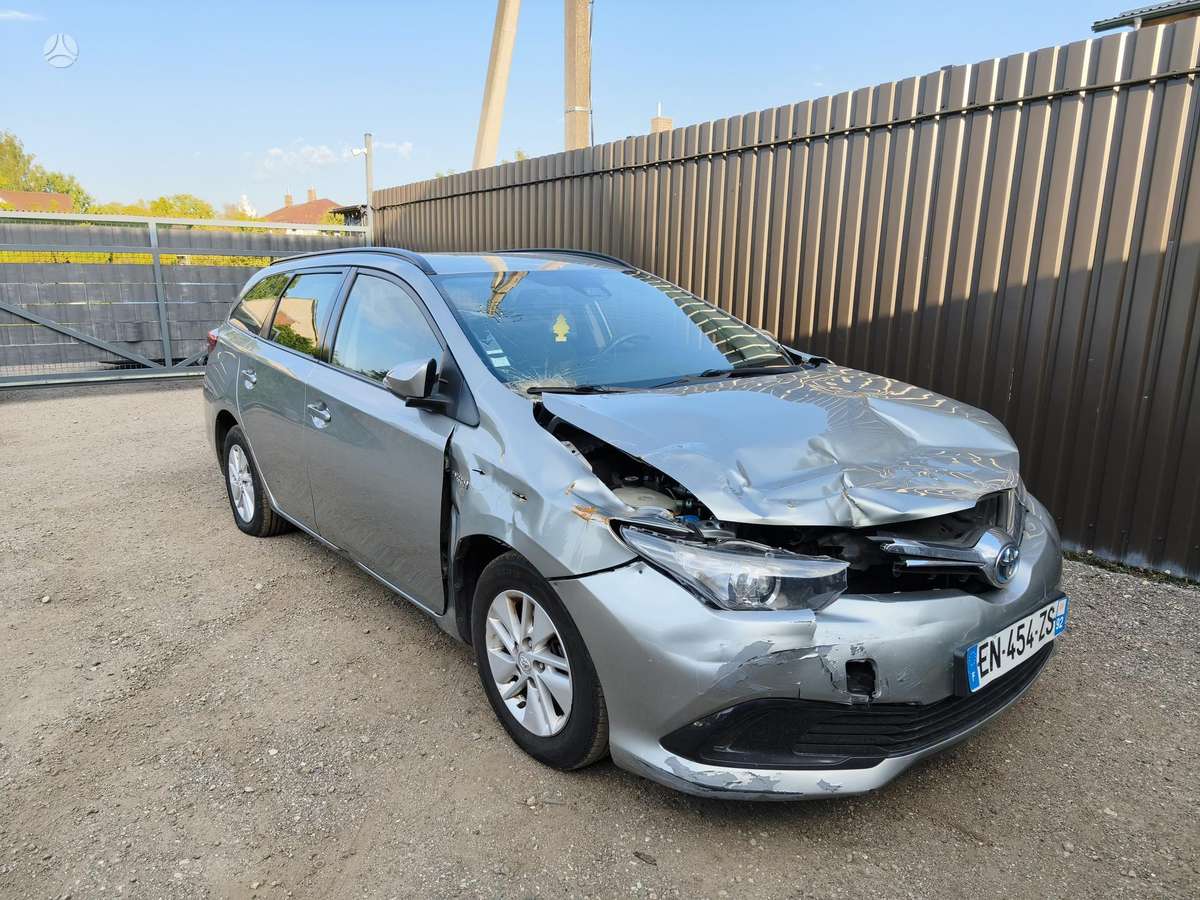 Toyota Auris - 3