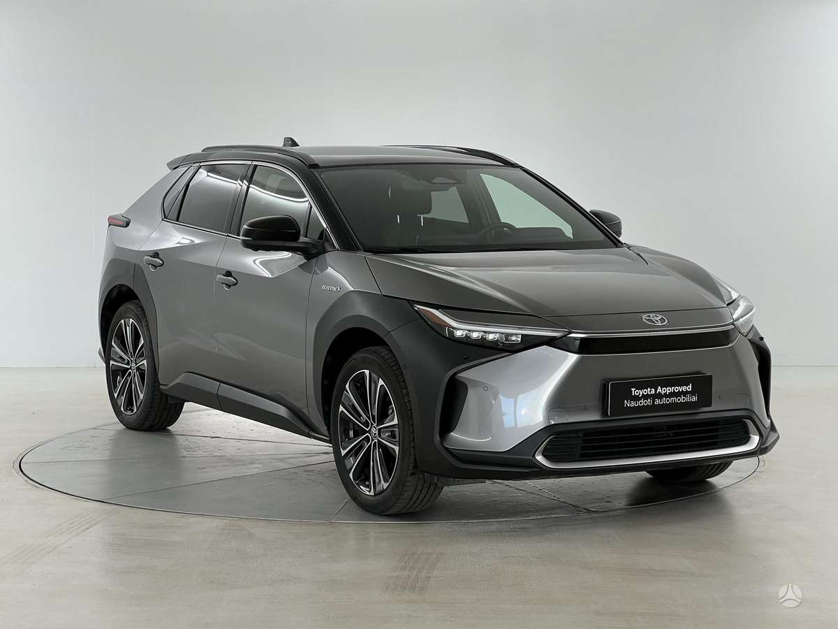 Toyota bZ4X, off-road / crossover