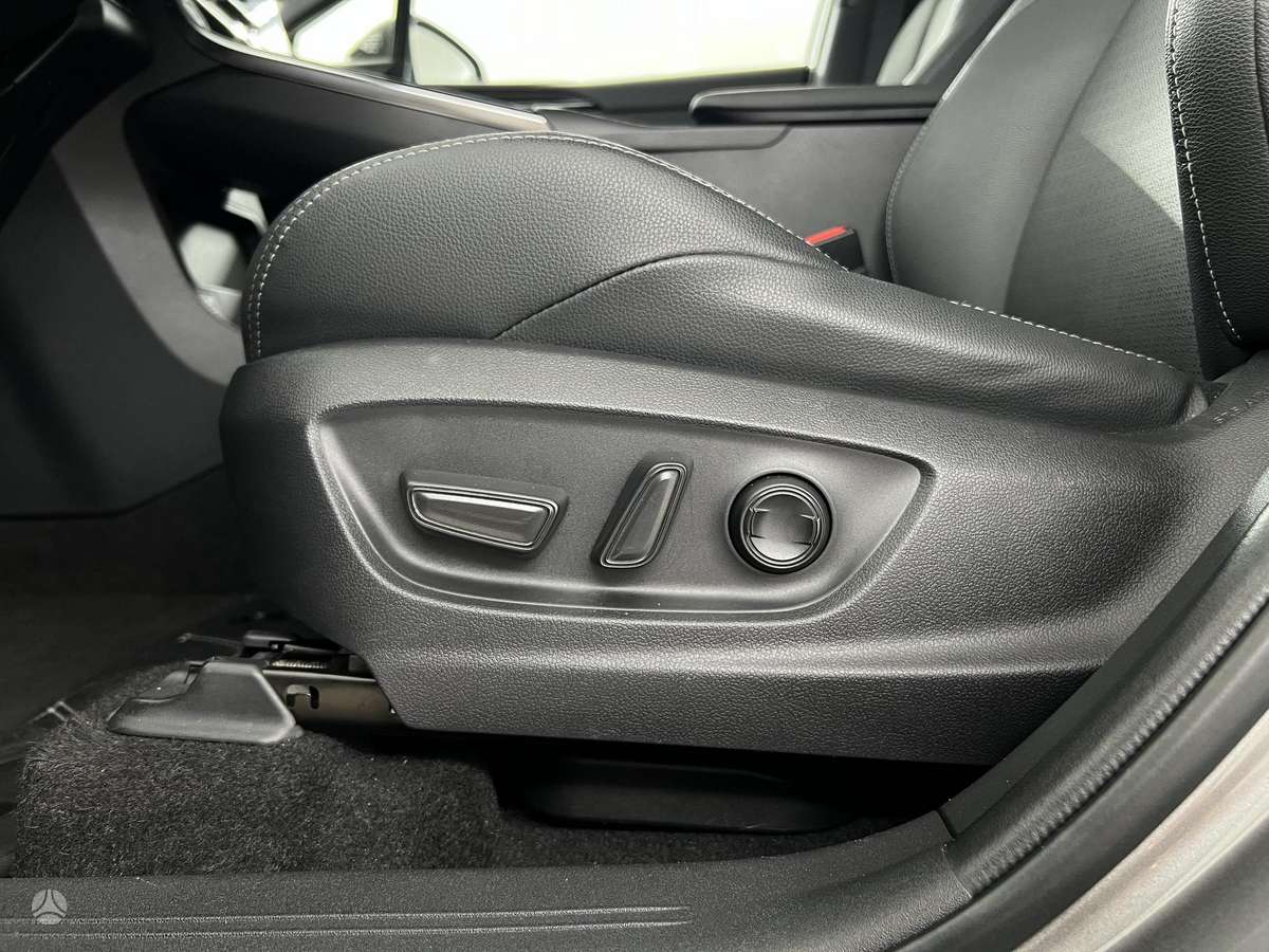 Toyota bZ4X, off-road / crossover