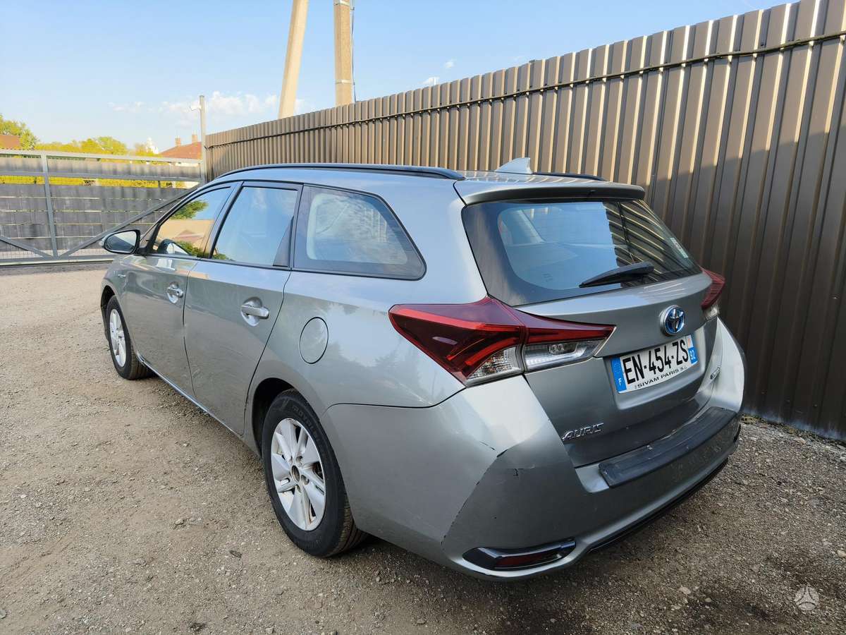 Toyota Auris - 7